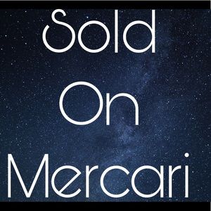 (SOLD)‼️2 SHIRTS